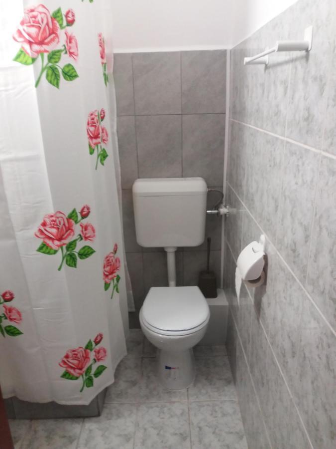 Ferienwohnung Cazare Neu-Arad Autostrada Exterior foto