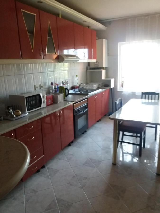 Ferienwohnung Cazare Neu-Arad Autostrada Exterior foto
